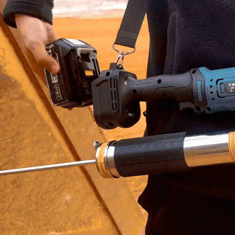 2-in-1 Cordless Battery-Powered Grease Lubricator