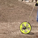 How to use the measuring wheel and stand